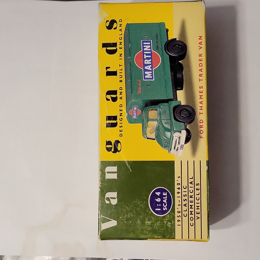 Vangaurds 1:64 ford thames trader van
